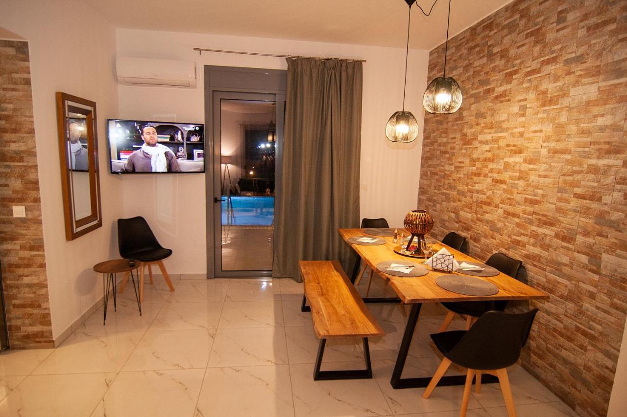 Livis Luxury Villa 키오타리 외부 사진