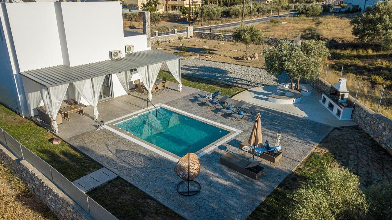 Livis Luxury Villa 키오타리 외부 사진