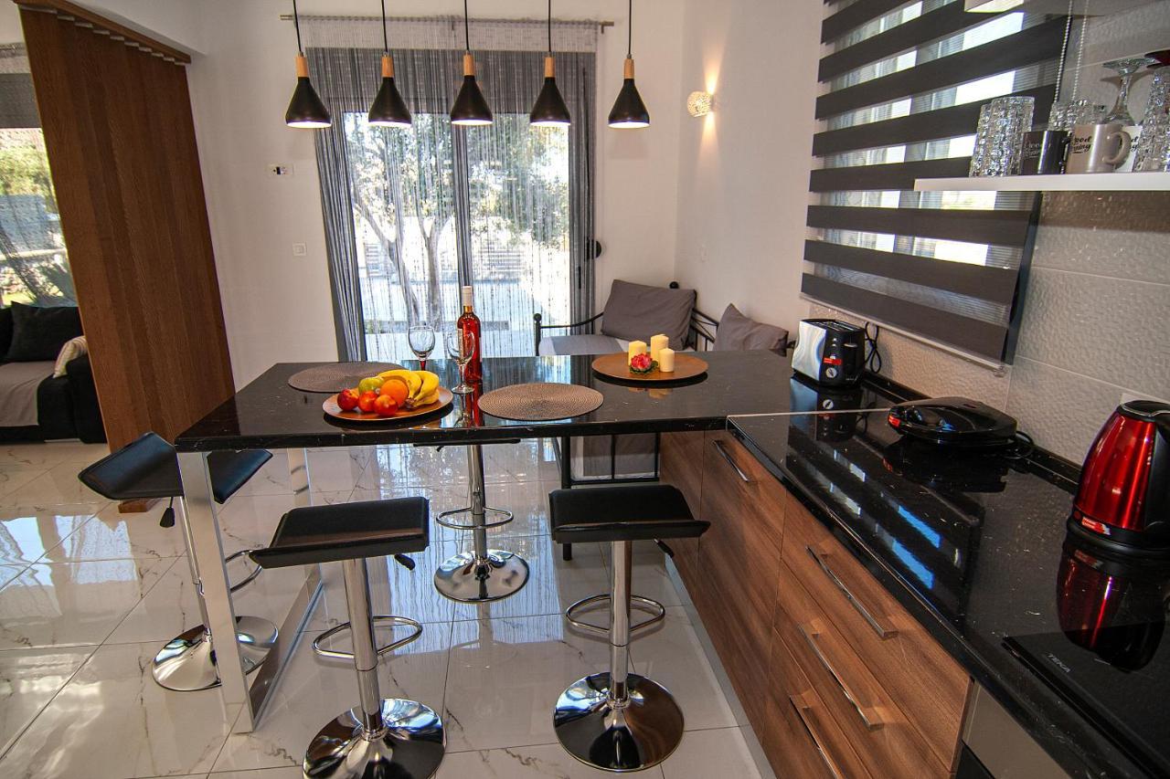 Livis Luxury Villa 키오타리 외부 사진